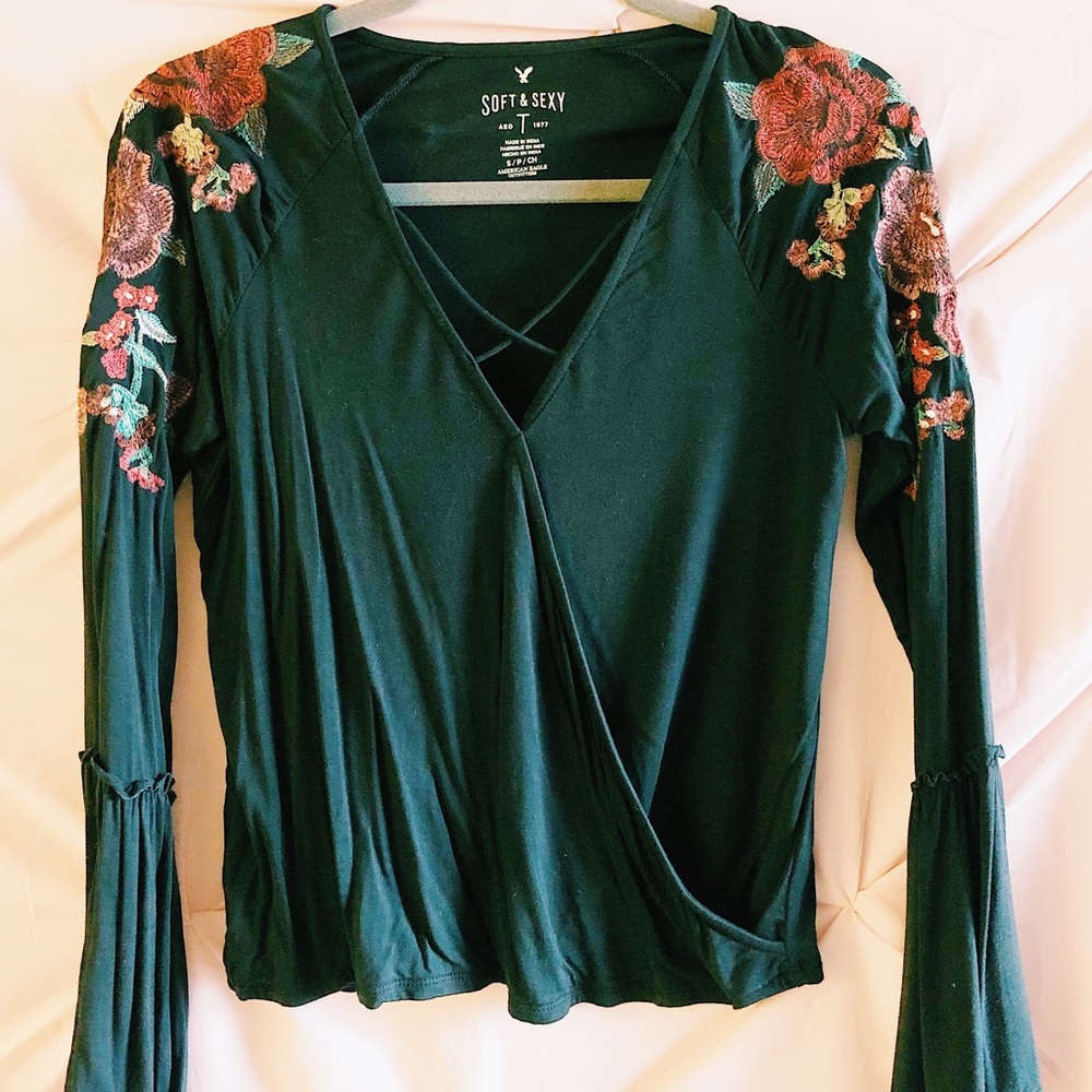 American Eagle Top